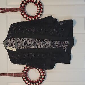 Agnes Orinda Black lace overpiece size 2x